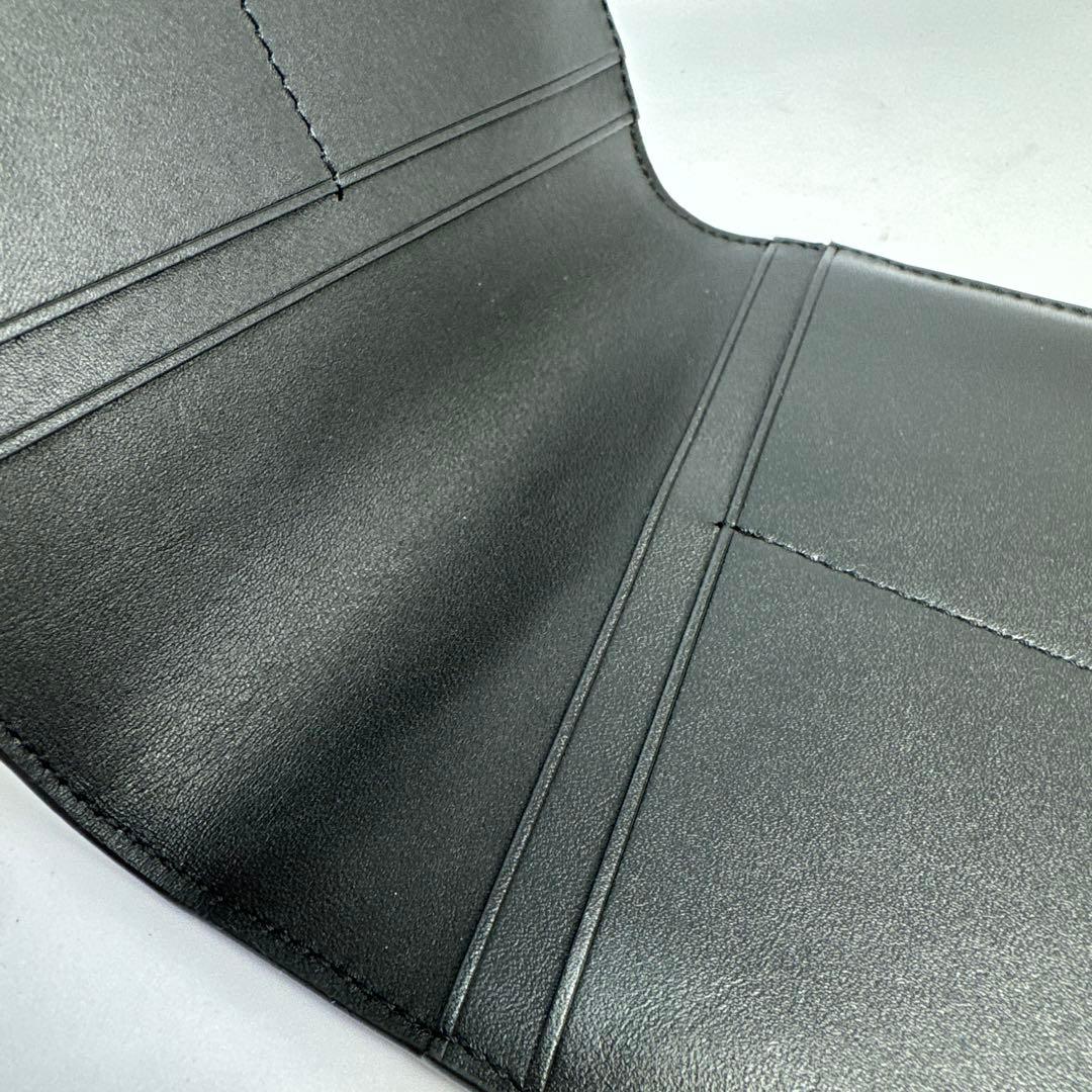 新品未使用　TUMIトゥミ　パスポートカバー　ケース　011881D