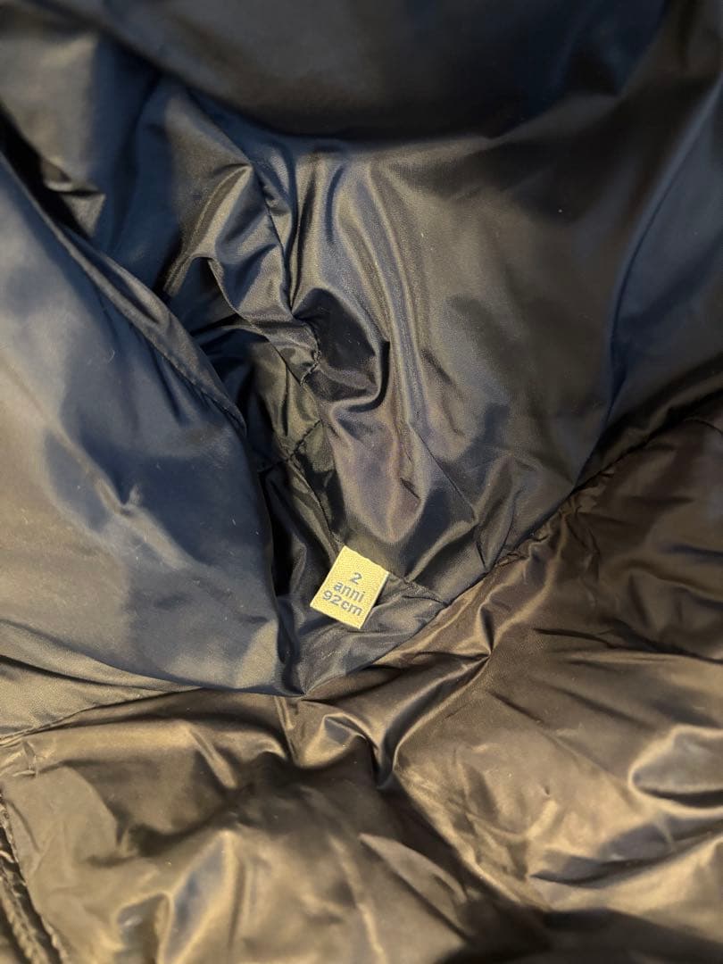 MONCLER ネイビーダウンコート フリル付き