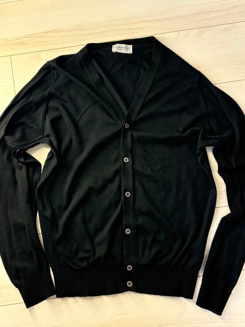 【美品】ジョンスメドレー JOHN SMEDLEY カーディガン黒