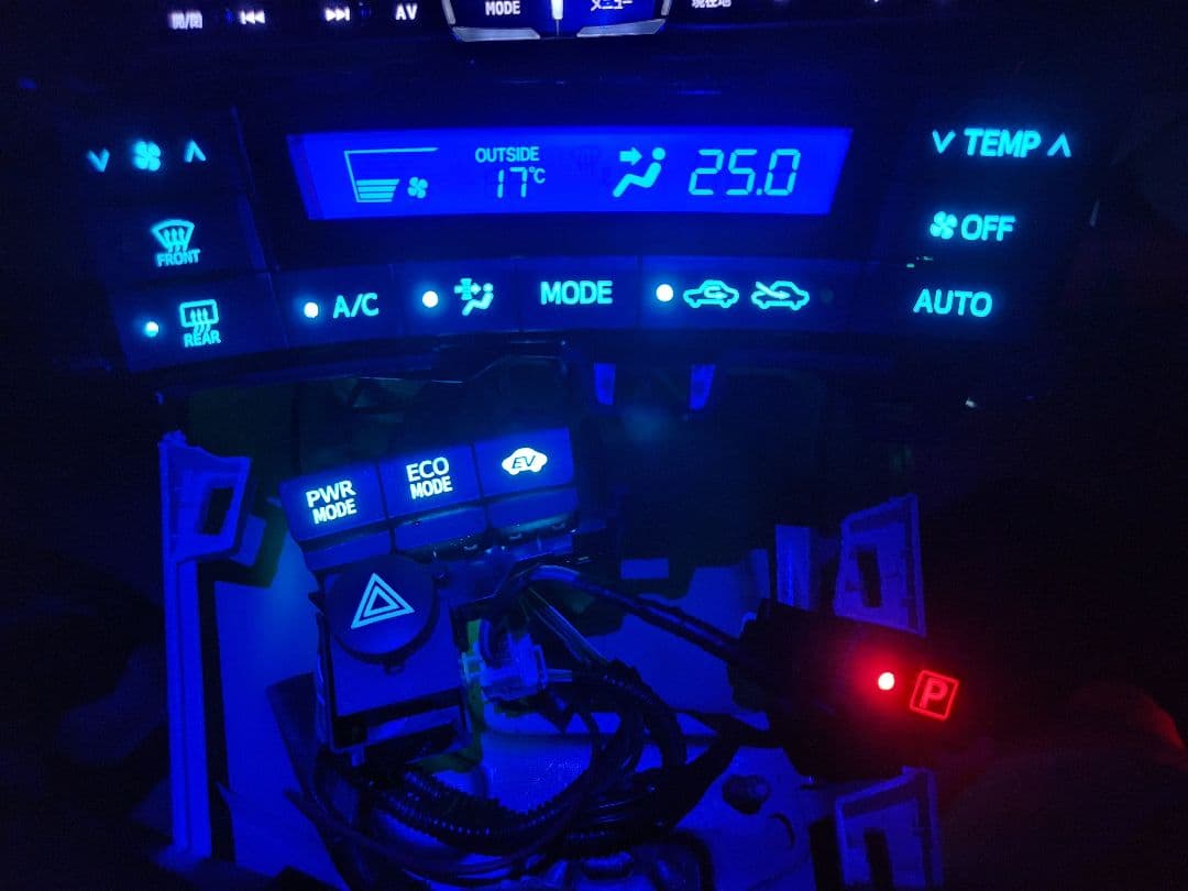 プリウス30エアコンパネル スイッチ 後期 液晶反転 LED打ち替え