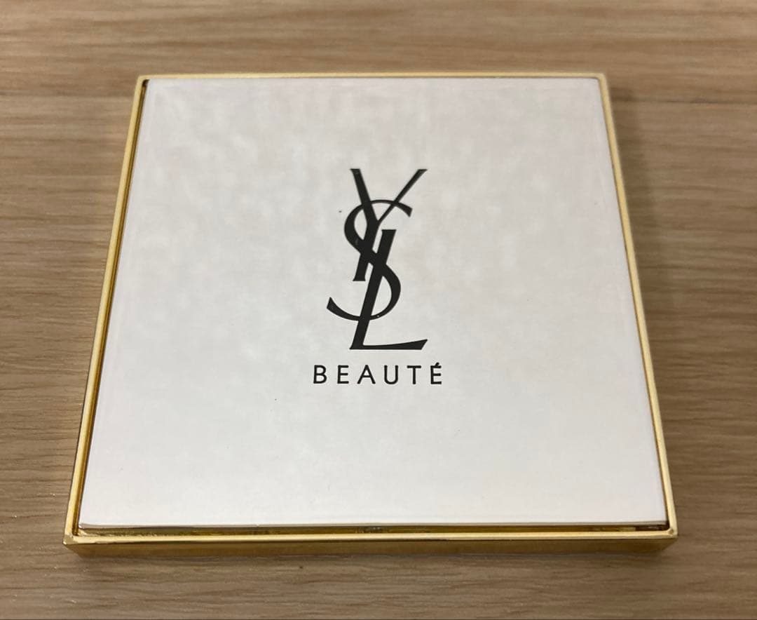 YSL イヴサンローラン リブレ オーデパルファム 30ml ミラー付き