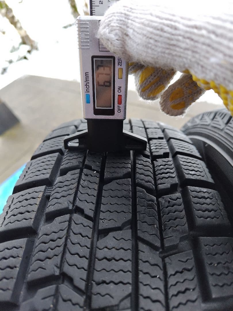 165/70R14、スタッドレスタイヤ4本、ダンロップ・DSX2、送料込み