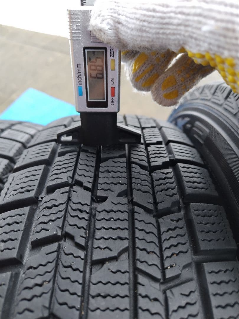 165/70R14、スタッドレスタイヤ4本、ダンロップ・DSX2、送料込み