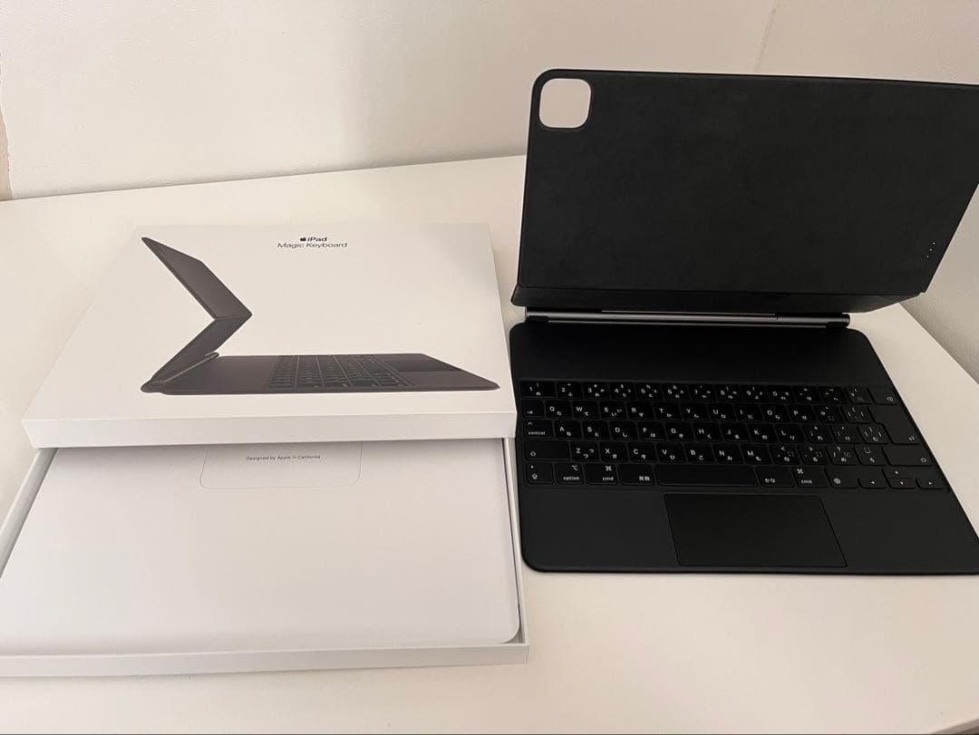 【美品】Apple 純正Magic Keyboard12.9インチ 日本語 箱付