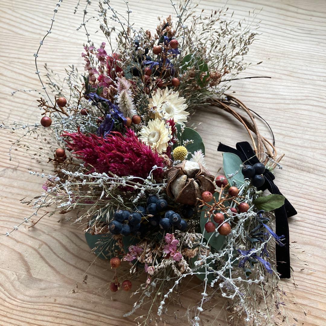 パニカムとケイトウの実ものたっぷりハーフリース　シャリンバイ