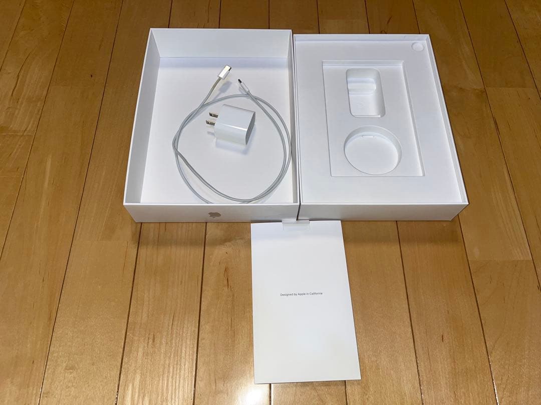 10.9インチiPad Air(第4世代) Wi-Fiモデル 64GB シルバー