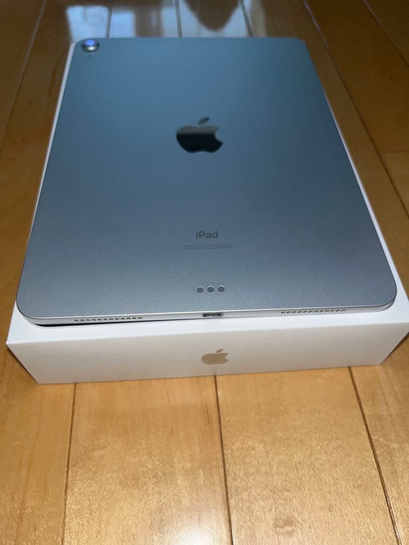 10.9インチiPad Air(第4世代) Wi-Fiモデル 64GB シルバー
