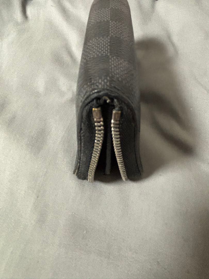 Louis Vuitton ダミエパターン ケース